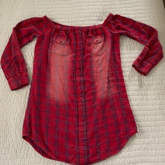 Paper Crane Red Flannel Off the Shoulder top sz M - Picture 2 of 6